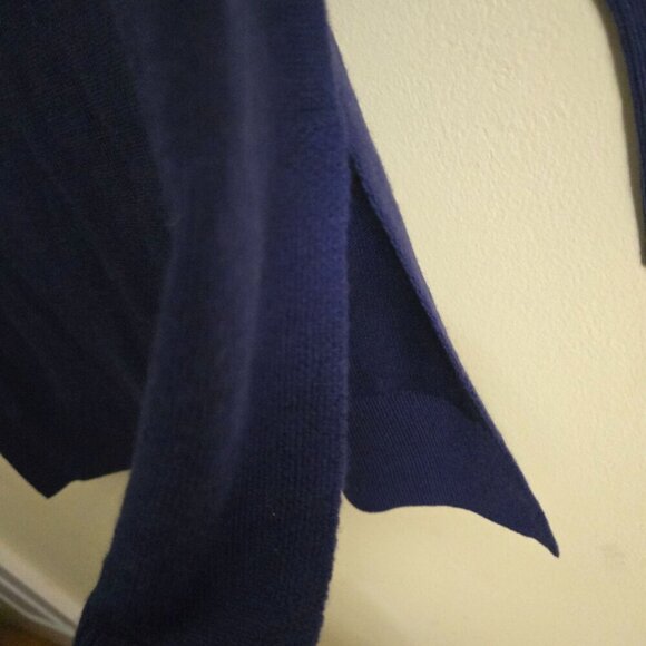 Ann Taylor NWT Navy Blue Scoop Neck Slit Side Tunic Sweater Size S - Picture 3 of 6